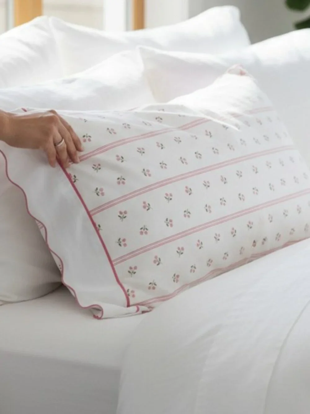 Vintage Pink Tulip Stripe Pillowcase Scalloped Edge Cottagecore Bedding